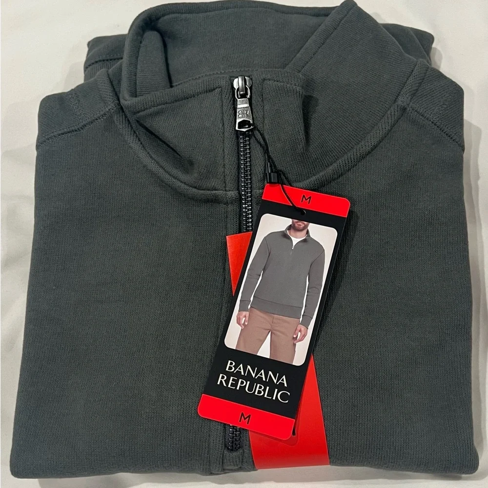 Banana Republic stylish green